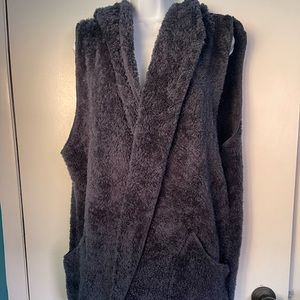 SERIOUSLY COZY navy Teddy hooded vest - size XL
